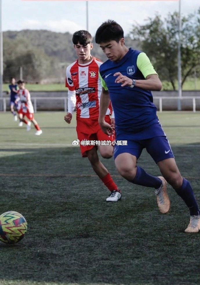 效力巴達(dá)洛納U16的中國球員汪修昊，入選西班牙加泰羅尼亞大區(qū)隊