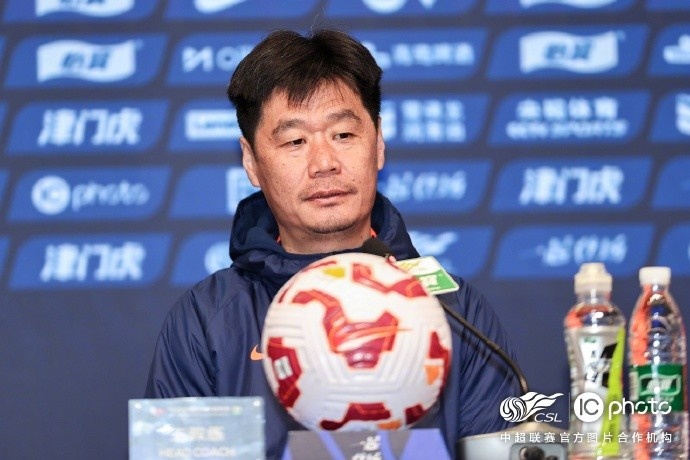 李霄鵬：希望明天比賽能打出一些新的東西，取得一個好的結(jié)果