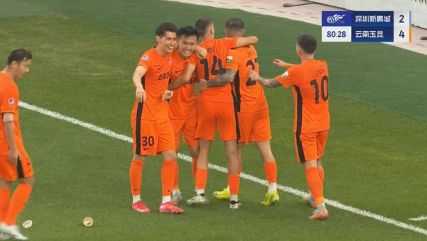 玉昆4-2領(lǐng)先新鵬城！杜加利奇冒頂，徐宏杰得球抽射破門