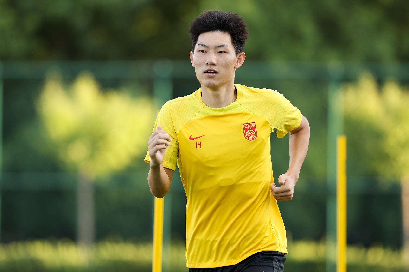 魯媒：泰山隊(duì)抵達(dá)梅州五外援齊整，四名國(guó)腳可出戰(zhàn)史松宸隨隊(duì)